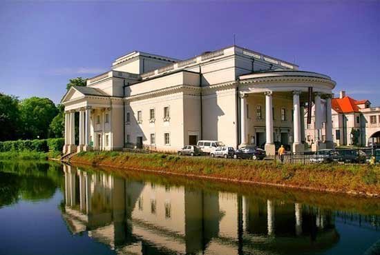 Teatr im. W. Bogusławskiego - czytaj więcej Teatr im. W. Bogusławskiego - czytaj więcej